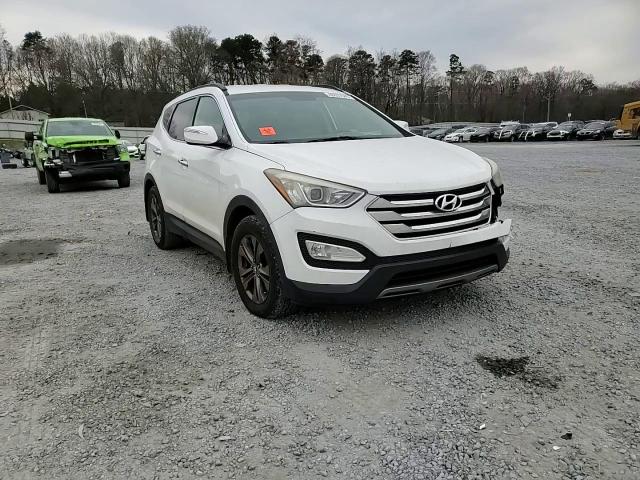 2013 Hyundai Santa Fe - Image 12