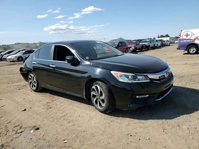 2017 Honda Accord - Image 11