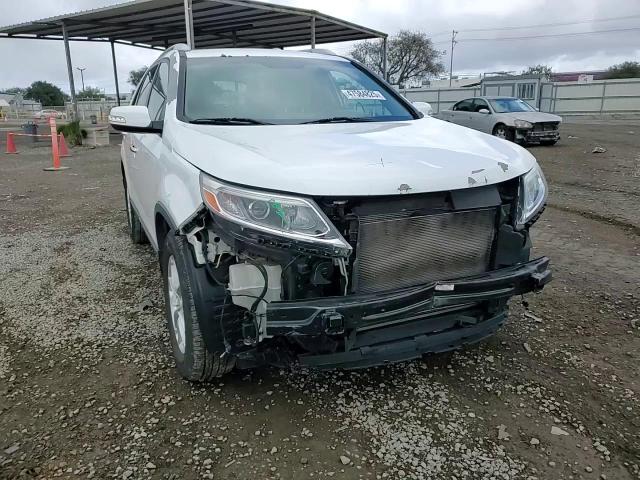 2014 Kia Sorento - Image 11