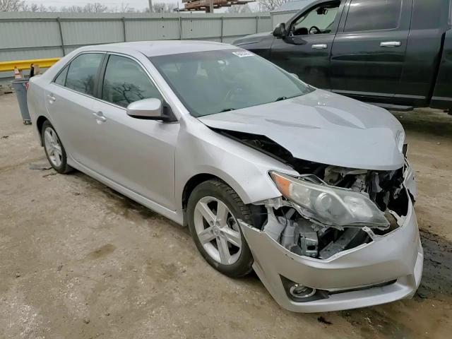 2014 Toyota Camry - Image 10