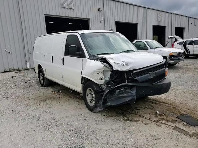 2017 Chevrolet Express - Image 11