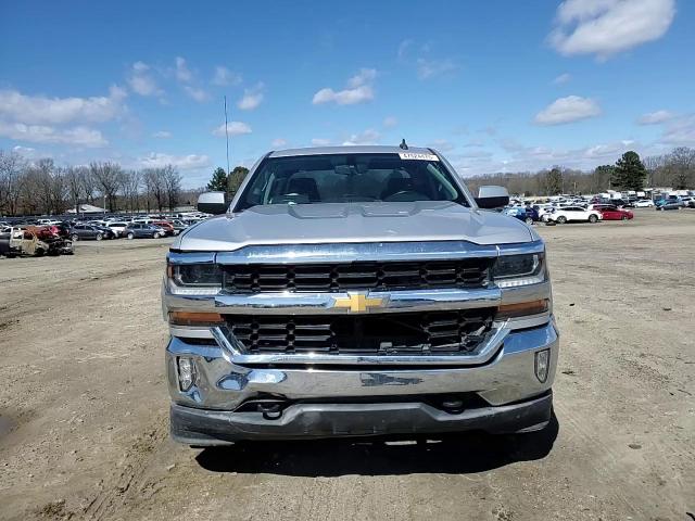 2018 Chevrolet Silverado - Image 10
