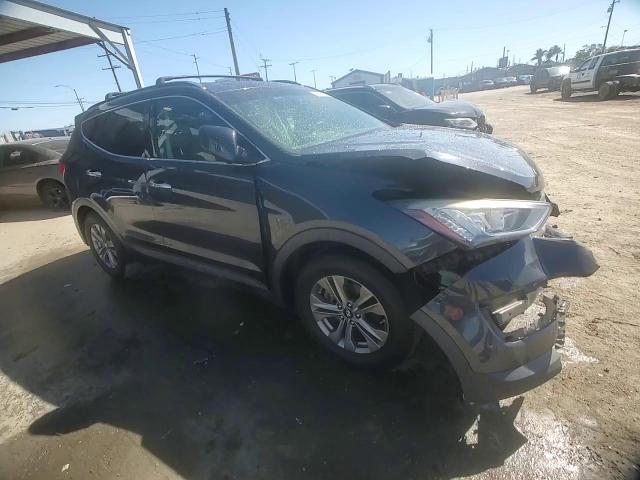 2016 Hyundai Santa Fe - Image 12