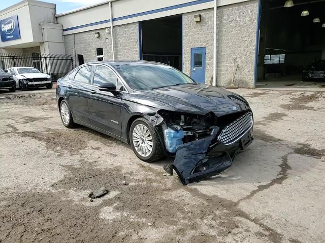 2016 Ford Fusion - Image 10