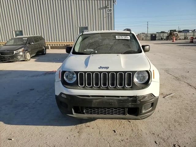 2017 Jeep Renegade - Image 11