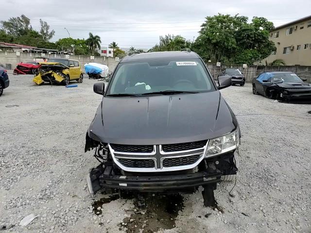2017 Dodge Journey - Image 11