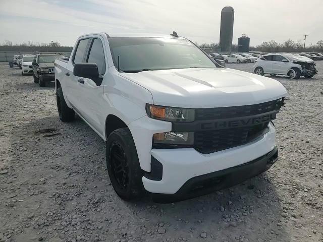 2019 Chevrolet Silverado - Image 11