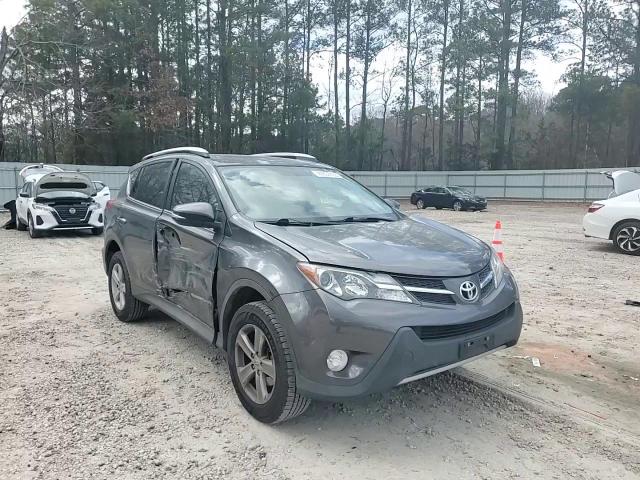 2013 Toyota RAV 4 - Image 12