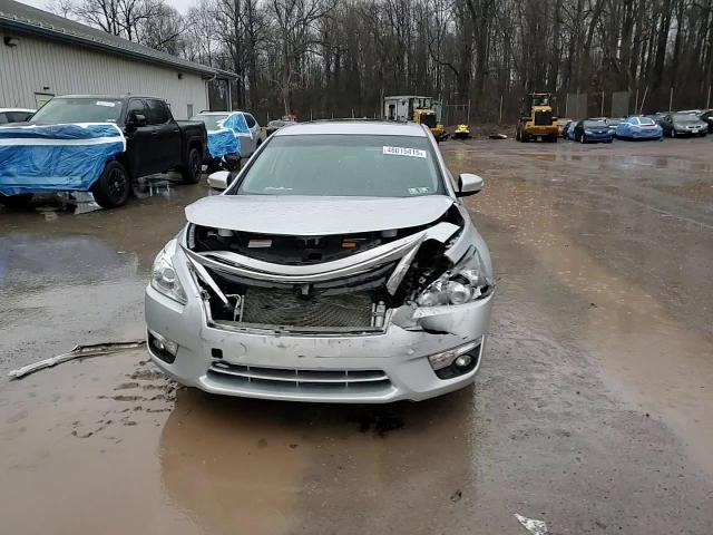 2015 Nissan Altima - Image 13