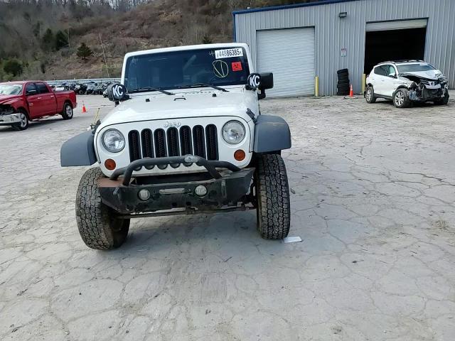 2010 Jeep Wrangler - Image 11