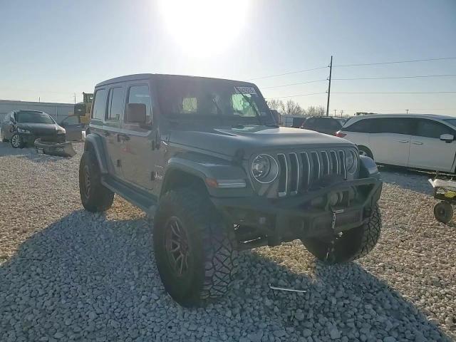 2020 Jeep Wrangler - Image 11
