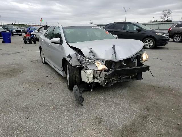 2014 Toyota Camry - Image 11