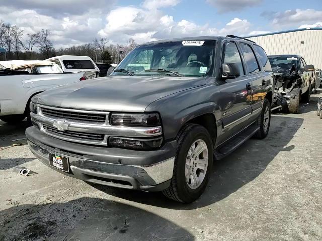 2002 Chevrolet Tahoe - Image 11