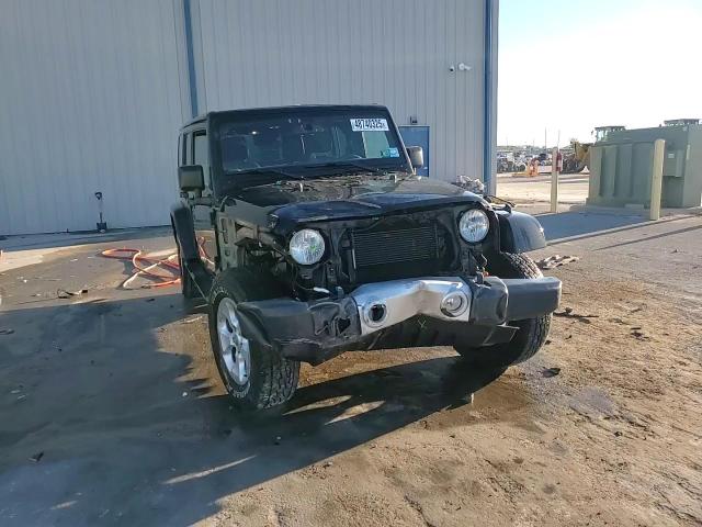 2015 Jeep Wrangler - Image 14