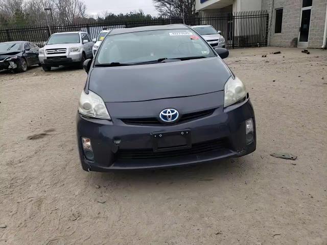 2011 Toyota Prius - Image 11