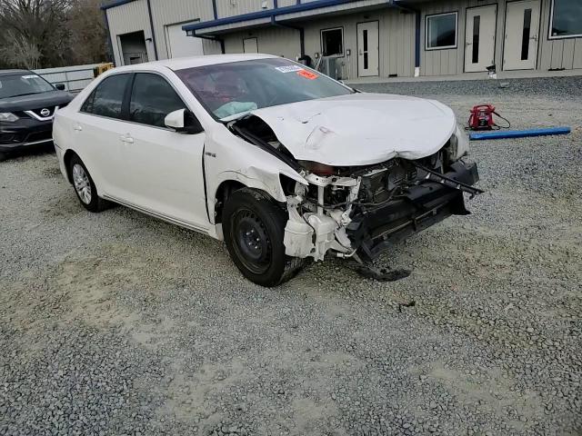 2014 Toyota Camry - Image 11