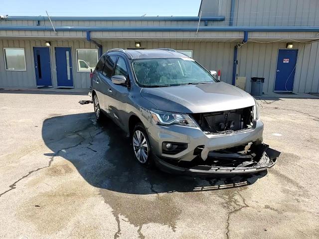2019 Nissan Pathfinder - Image 15