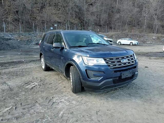 2017 Ford Explorer - Image 14