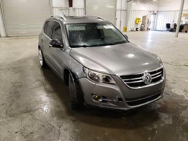 2009 Volkswagen Tiguan - Image 12