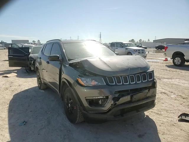 2018 Jeep Compass - Image 10