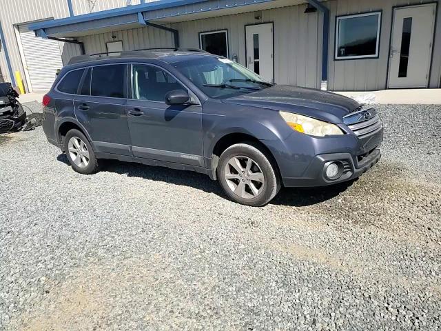 2014 Subaru Outback - Image 11