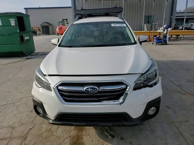 2019 Subaru Outback - Image 12