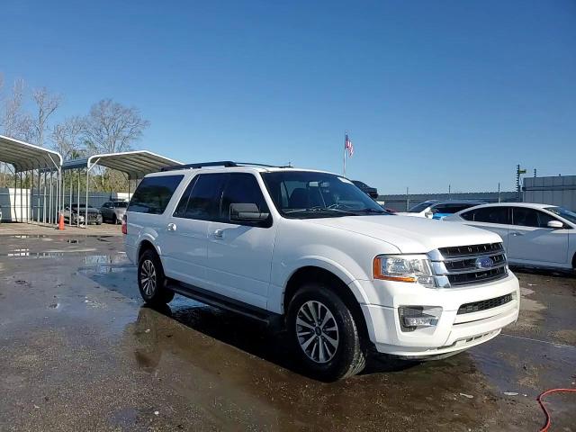 2017 Ford Expedition - Image 13