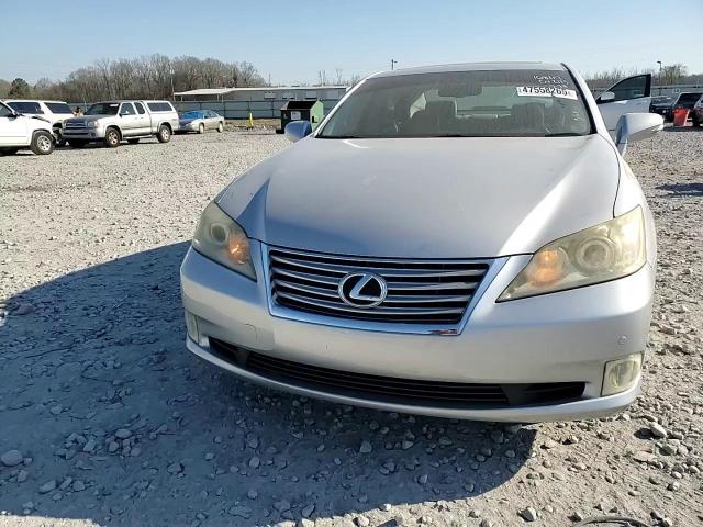 2010 Lexus ES - Image 11