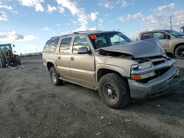 2002 Chevrolet Suburban - Image 11