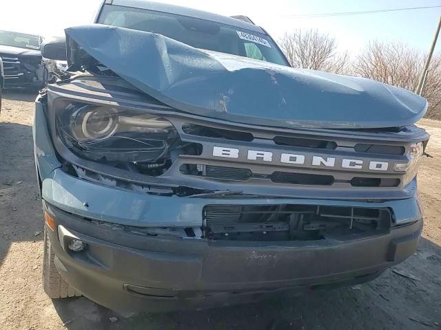 2022 Ford Bronco - Image 12