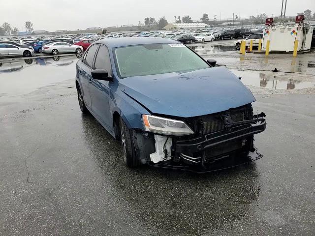 2016 Volkswagen Jetta - Image 10