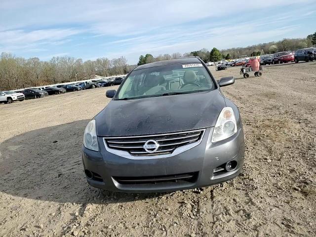 2012 Nissan Altima - Image 11