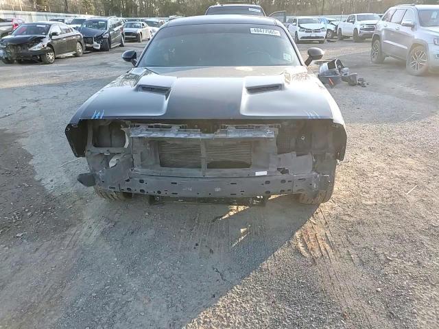 2017 Dodge Challenger - Image 11