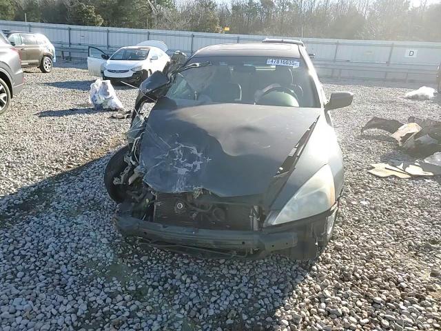 2005 Honda Accord - Image 10