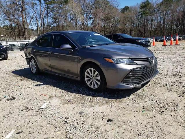 2020 Toyota Camry - Image 13