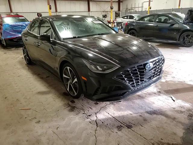 2021 Hyundai Sonata - Image 13