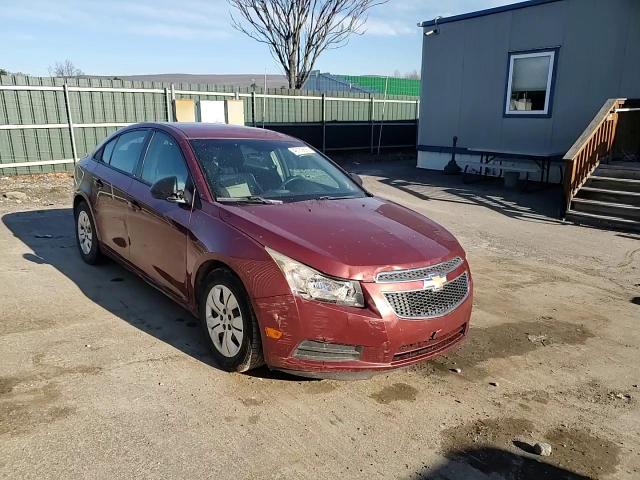 2013 Chevrolet Cruze - Image 10