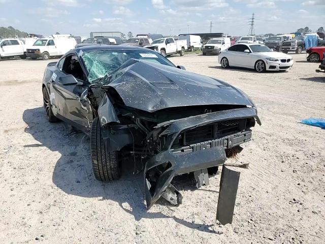 2020 Ford Mustang - Image 10