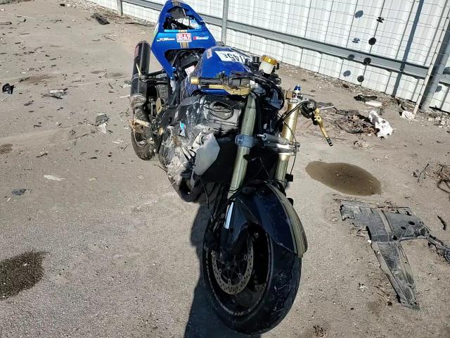 2004 Suzuki Gsx-R600 K VIN: JS1GN7CA442102810 Lot: 50254745