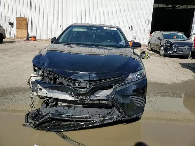 2019 Toyota Camry - Image 14