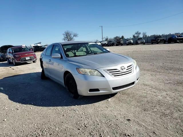 2009 Toyota Camry - Image 10