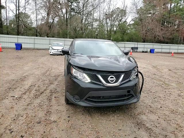 2017 Nissan Rogue - Image 12