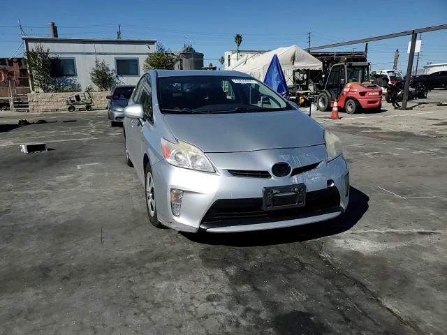 2012 Toyota Prius - Image 10