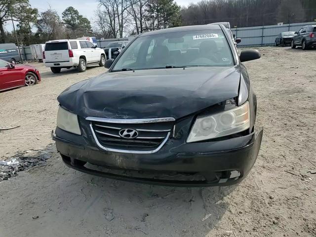 2009 Hyundai Sonata - Image 11