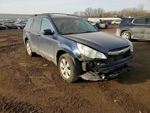 2011 Subaru Outback - Image 11