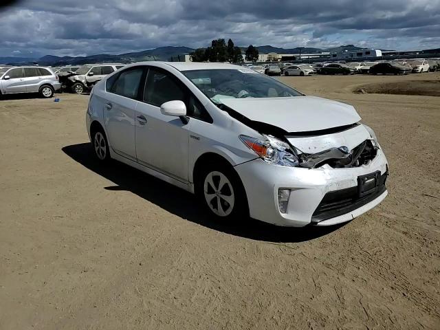 2014 Toyota Prius - Image 10