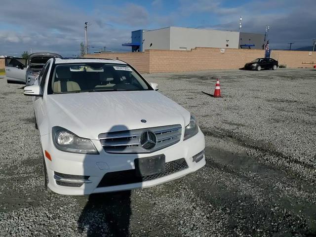 2013 Mercedes-Benz C 250 VIN: WDDGF4HB2DR257274 Lot: 48597555