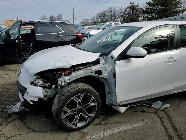 2013 Mazda 3 - Image 11