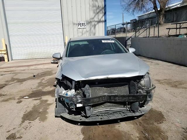 2017 Hyundai Elantra - Image 10