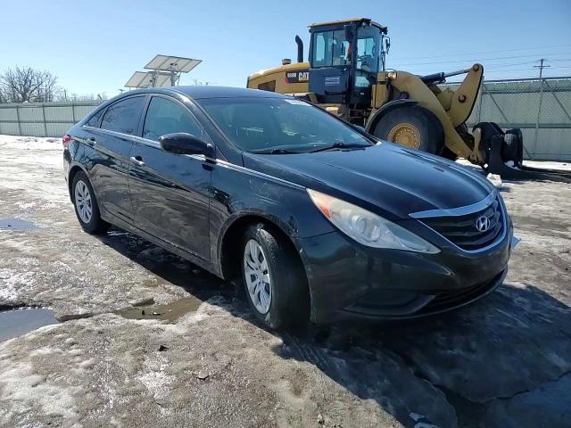 2011 Hyundai Sonata - Image 11